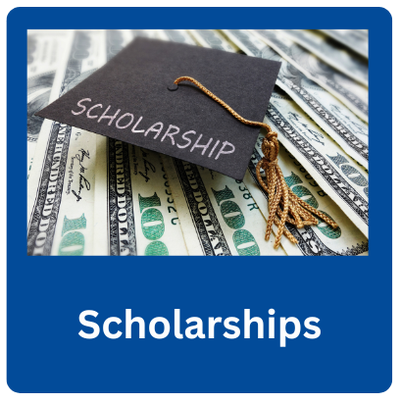 THe green and white SchoolLinks logo linked to the Scholarship website.